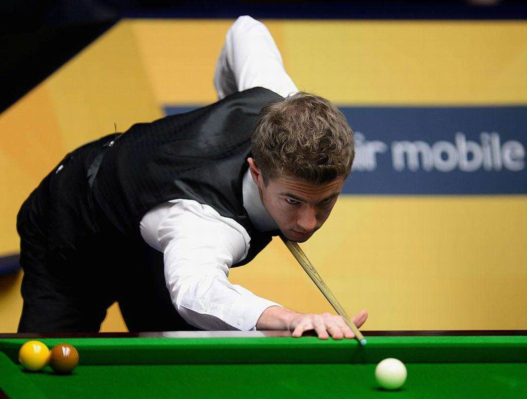 仅依赖于球 仅依赖于球