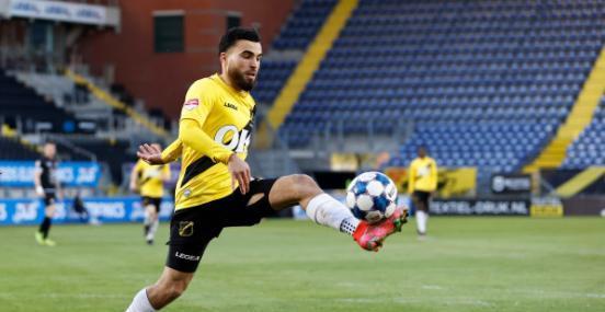 加强安保措 加强安保措