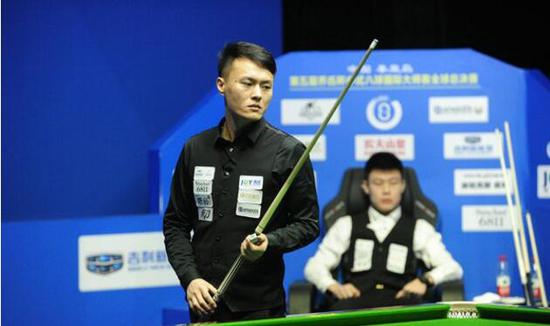 一举拿下金 一举拿下金